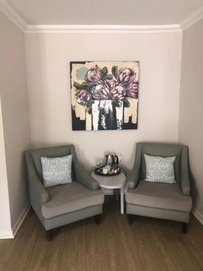 Acacia Westdene B&B Bloemfontein Exteriör bild