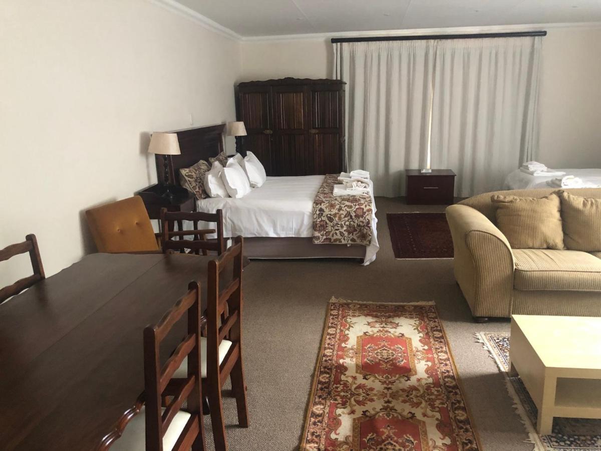 Acacia Westdene B&B Bloemfontein Exteriör bild