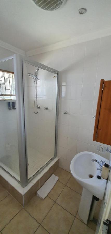 Acacia Westdene B&B Bloemfontein Exteriör bild